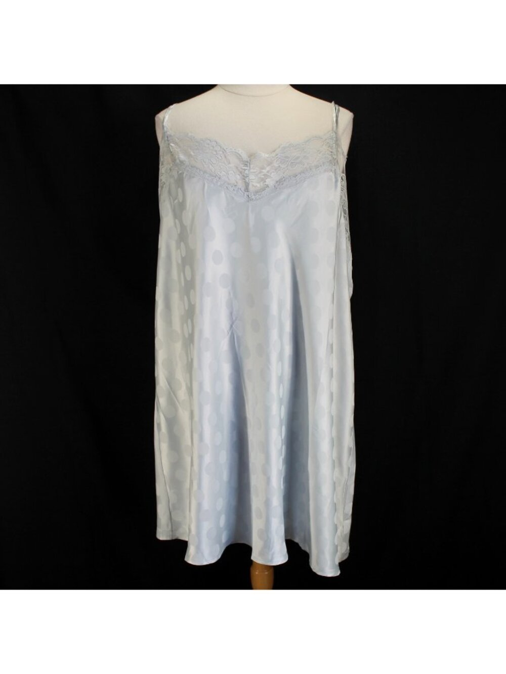 Amoureuse Cami Nightgown Lingerie Size 3X 30/32 Gray Satin Adjustable Straps